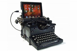 Печатная машинка для iPad, она же внешняя клавиатура.
