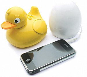 "iDuck": Непромокаемые колонки для IPhone и IPod
